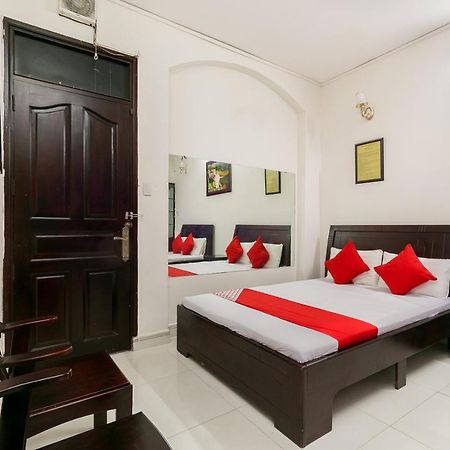Oyo 486 Nhat Nhat Hotel مدينة هوشي منه المظهر الخارجي الصورة