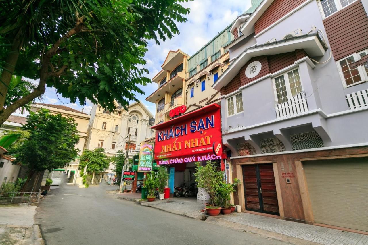 Oyo 486 Nhat Nhat Hotel مدينة هوشي منه المظهر الخارجي الصورة